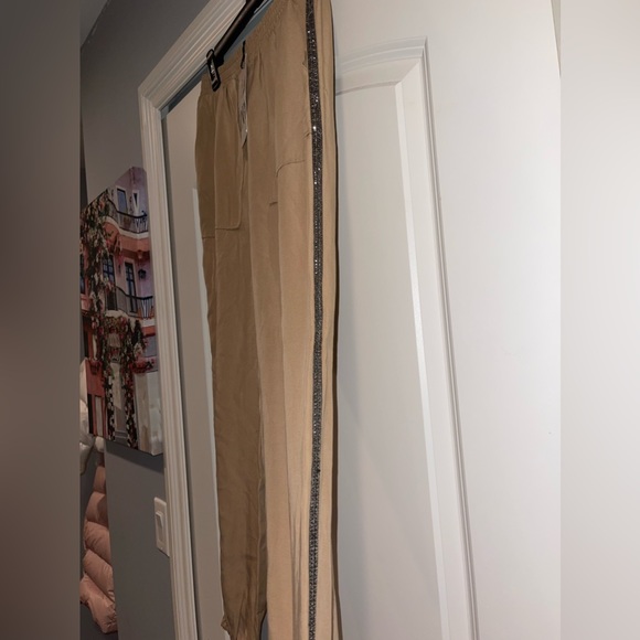 Zara pants - Picture 3 of 4